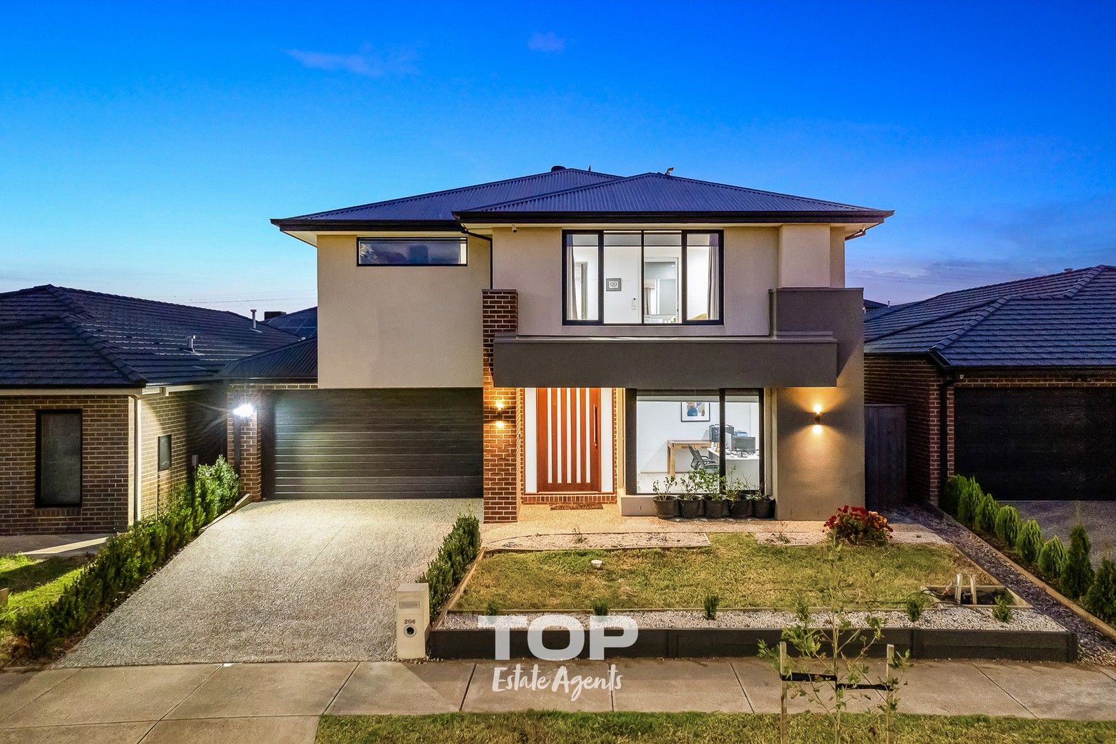 5 bedrooms House in 206 Saint Germain Boulevard CLYDE NORTH VIC, 3978