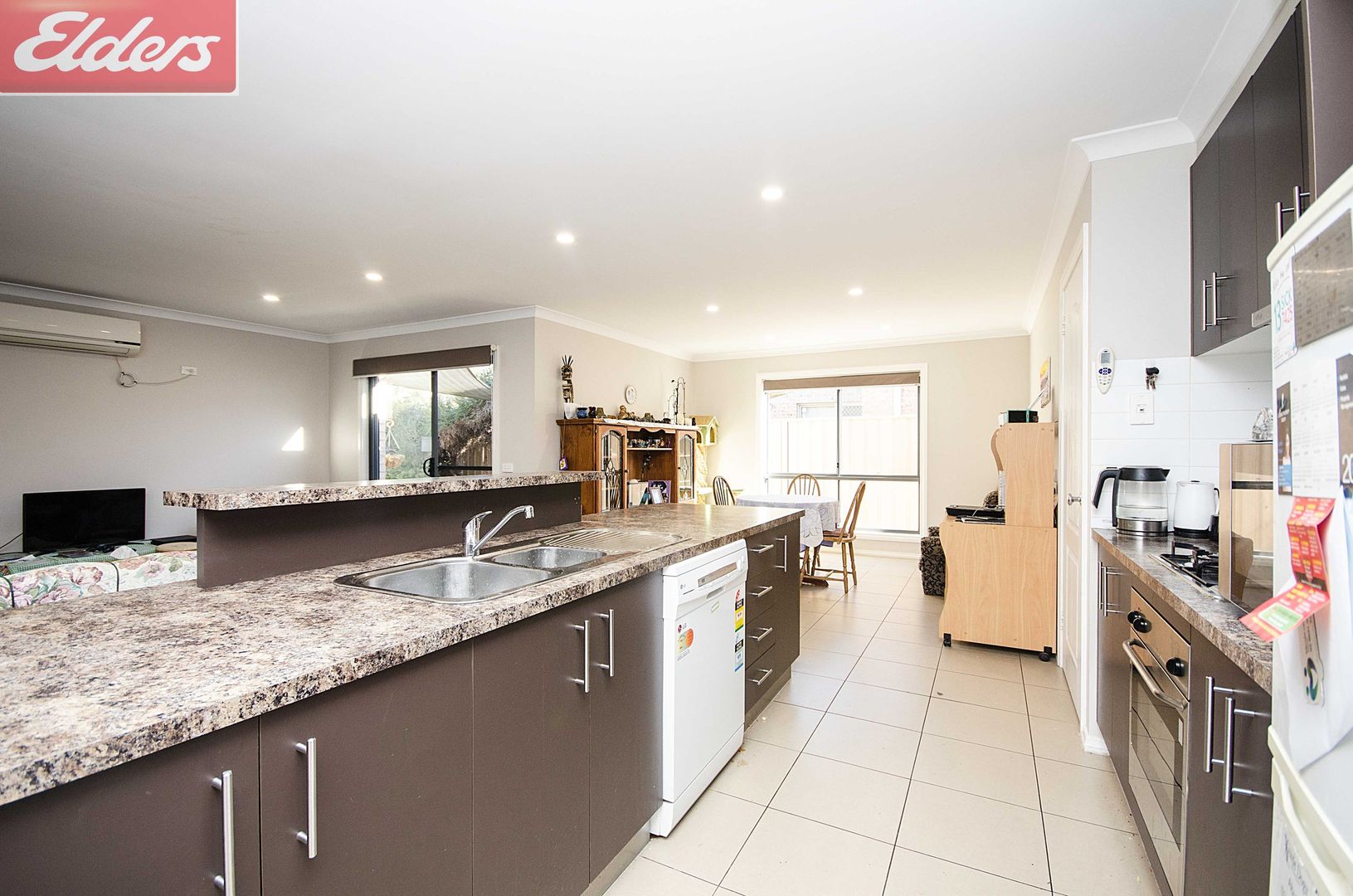 34 Chafia Place, Springdale Heights NSW 2641, Image 1