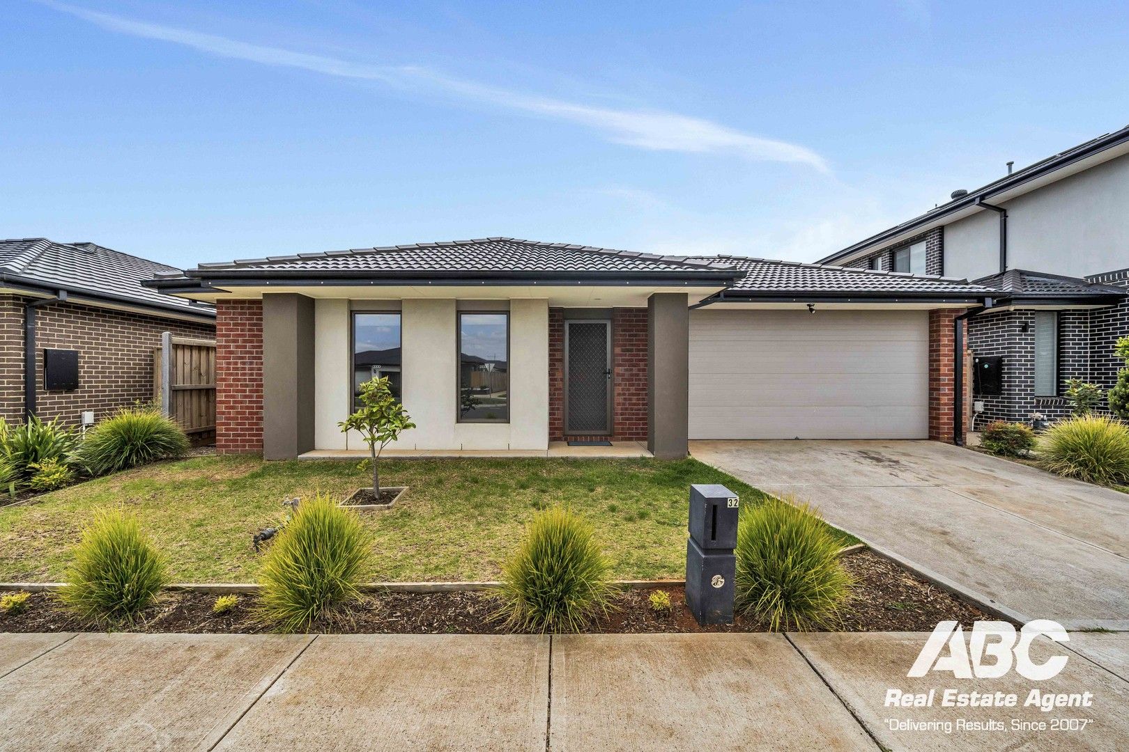 32 Murray Road, Thornhill Park VIC 3335, Image 0
