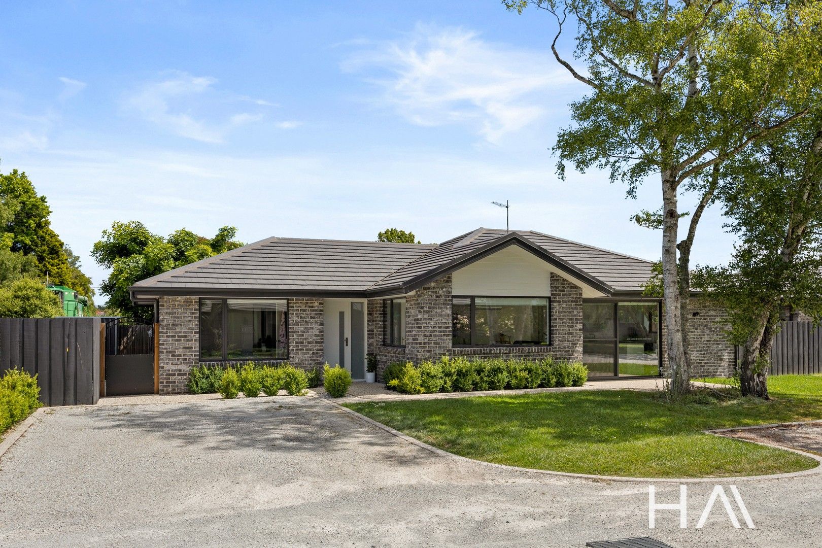 3 bedrooms Apartment / Unit / Flat in 2/48 Anstey Street LONGFORD TAS, 7301