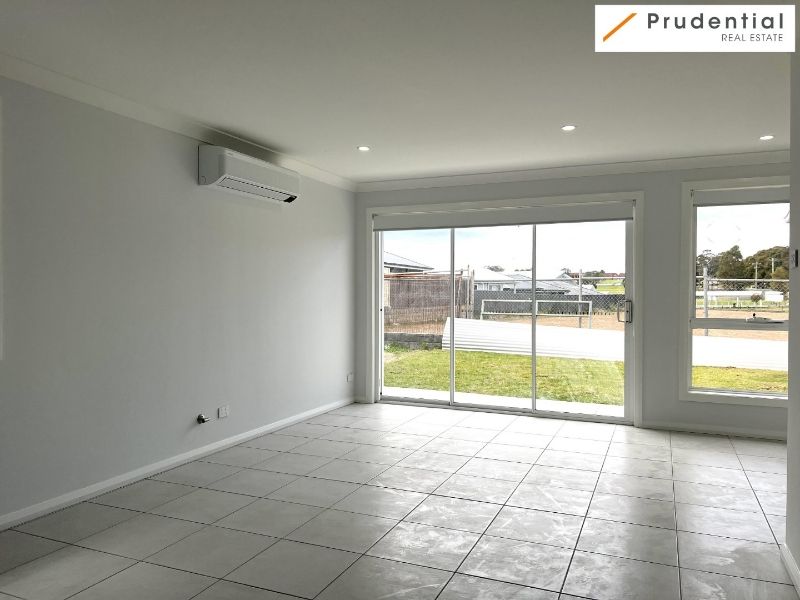 25A Berridale Street, Gregory Hills NSW 2557 Apartment For Rent