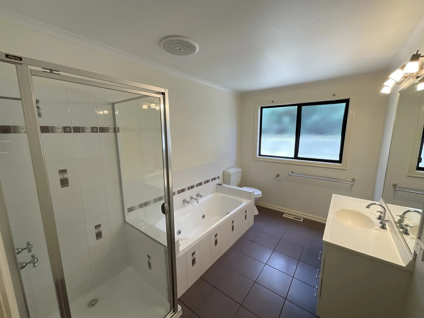 Additional image 5 of 32A The Boulevard, Shepparton VIC 3630