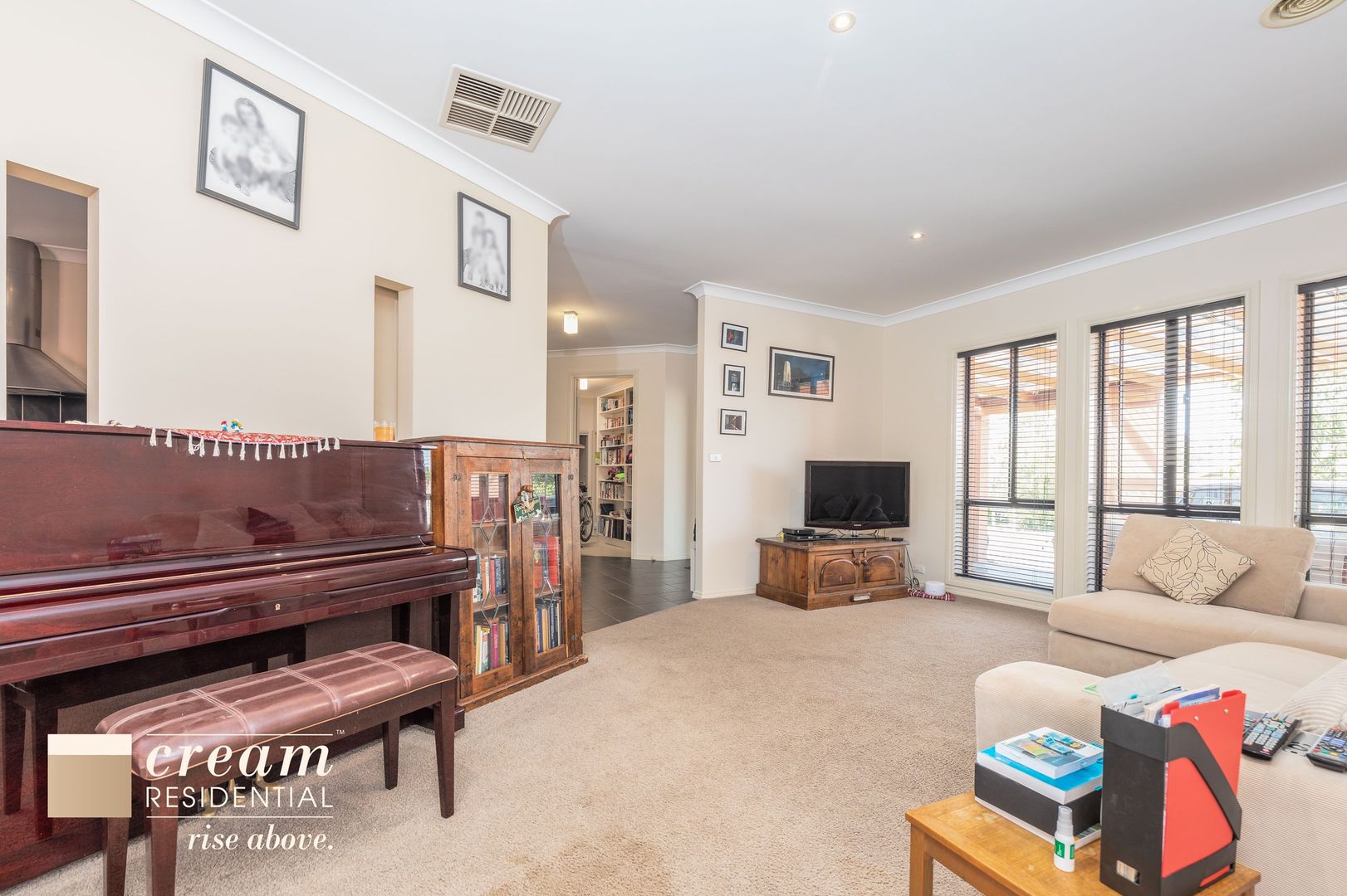 6 Dulverton Street, Amaroo ACT 2914, Image 2