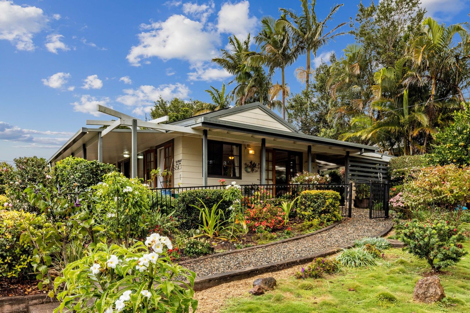 18 Carrington Drive, Flaxton QLD 4560 Domain