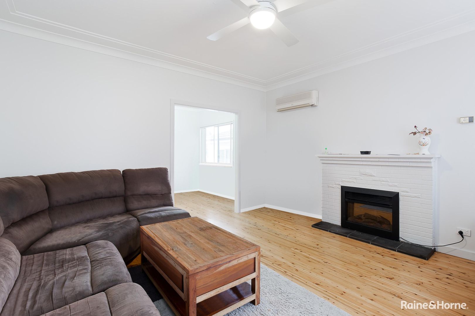 233 Brighton Avenue, Toronto NSW 2283, Image 2