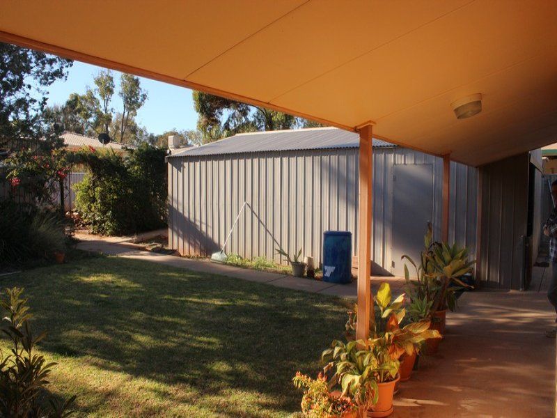 103 Stuart Road, Roxby Downs SA 5725, Image 2