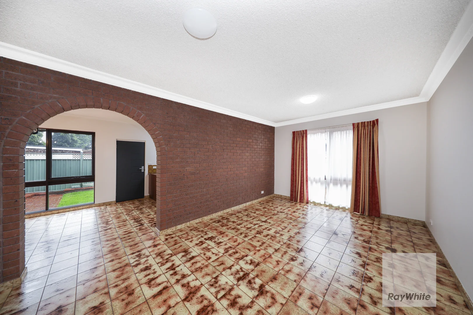 Additional image 6 of 27 Woodstock Drive, Gladstone Park VIC 3043