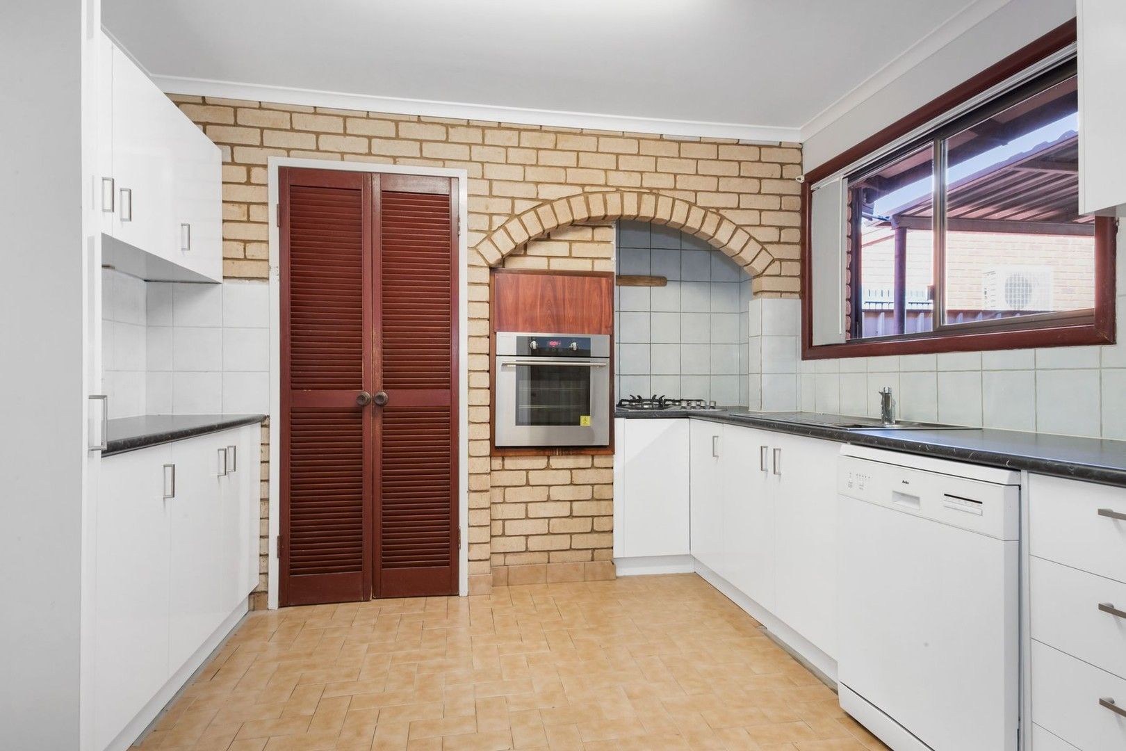 3 bedrooms House in 9B Peirl Way PEGS CREEK WA, 6714