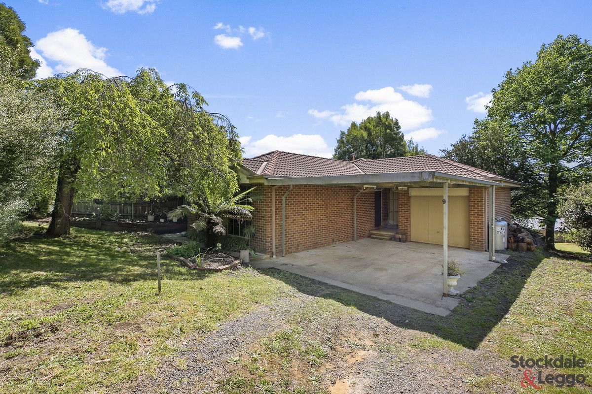 9 Bourke Street, Mirboo North VIC 3871, Image 1