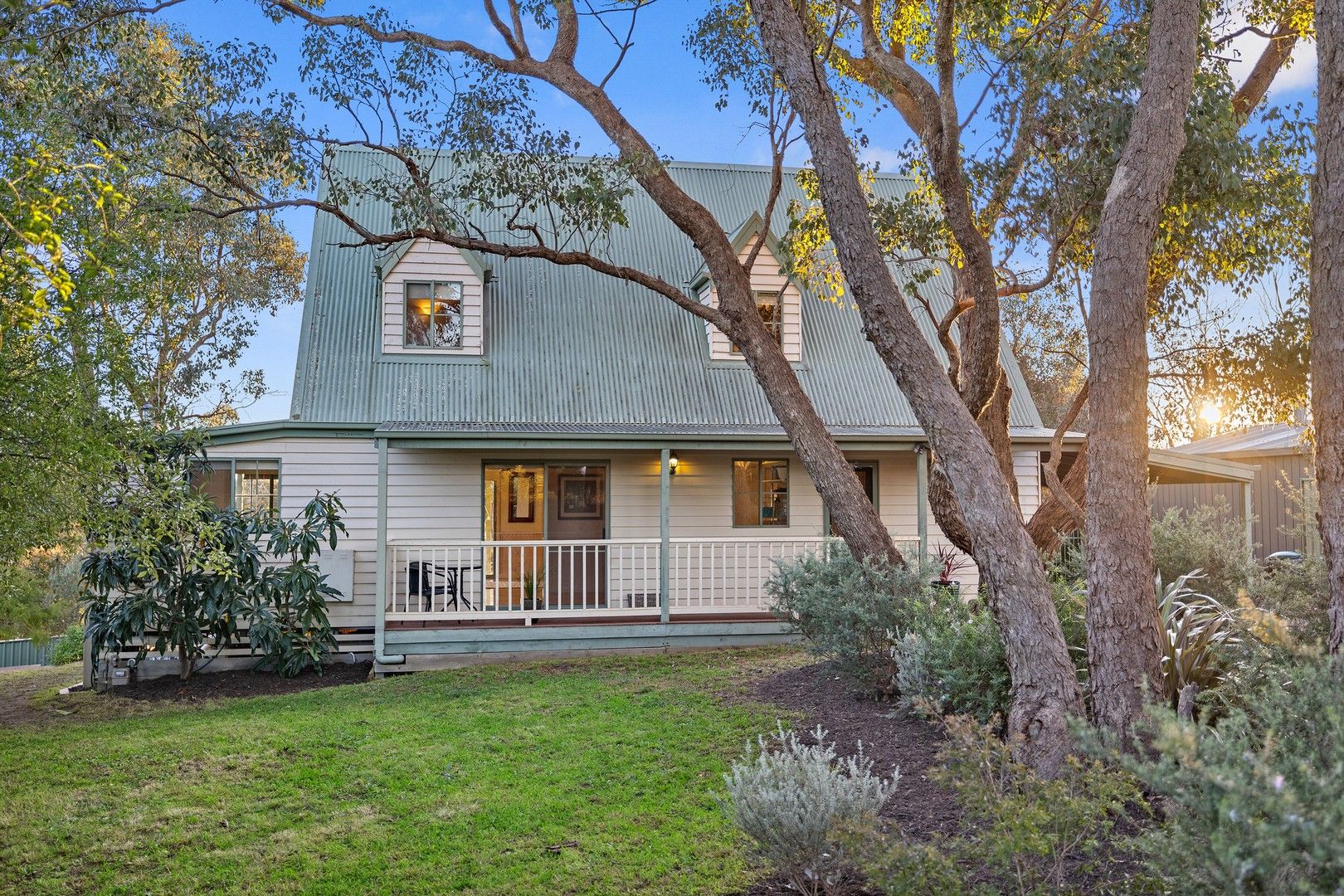 14 Benjamin Court, Spring Gully VIC 3550, Image 0