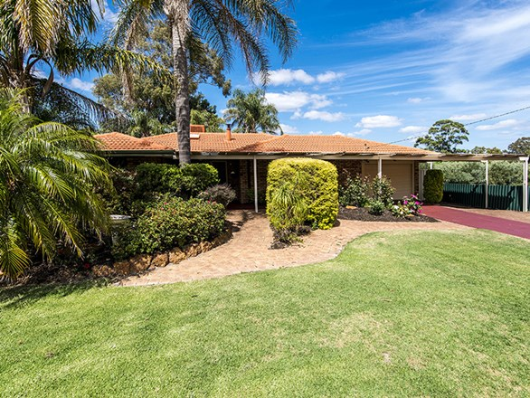 31 Wandoo Road, Forrestfield WA 6058