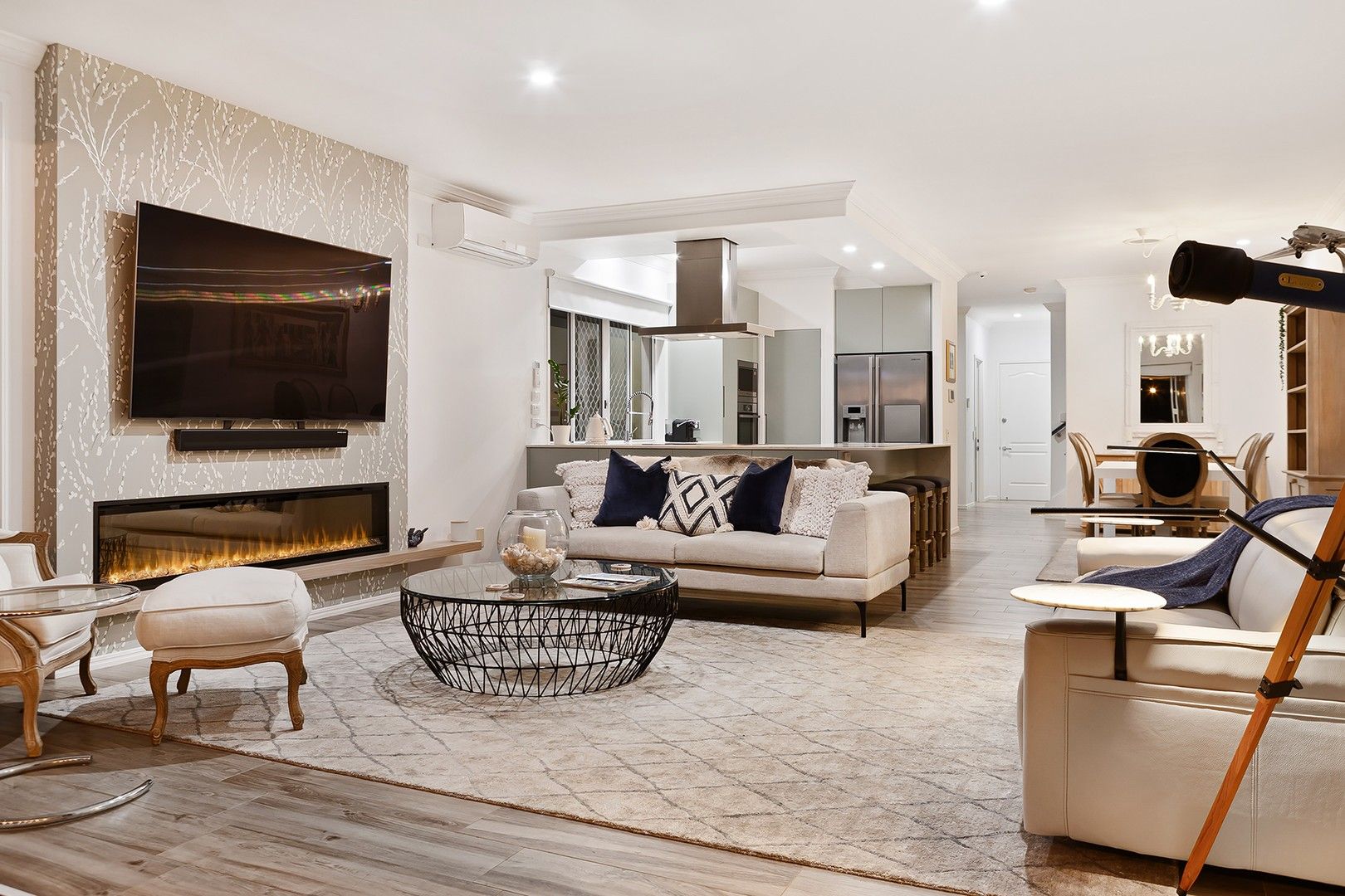 3 bedrooms Semi-Detached in 2/253 Stanhill Drive SURFERS PARADISE QLD, 4217