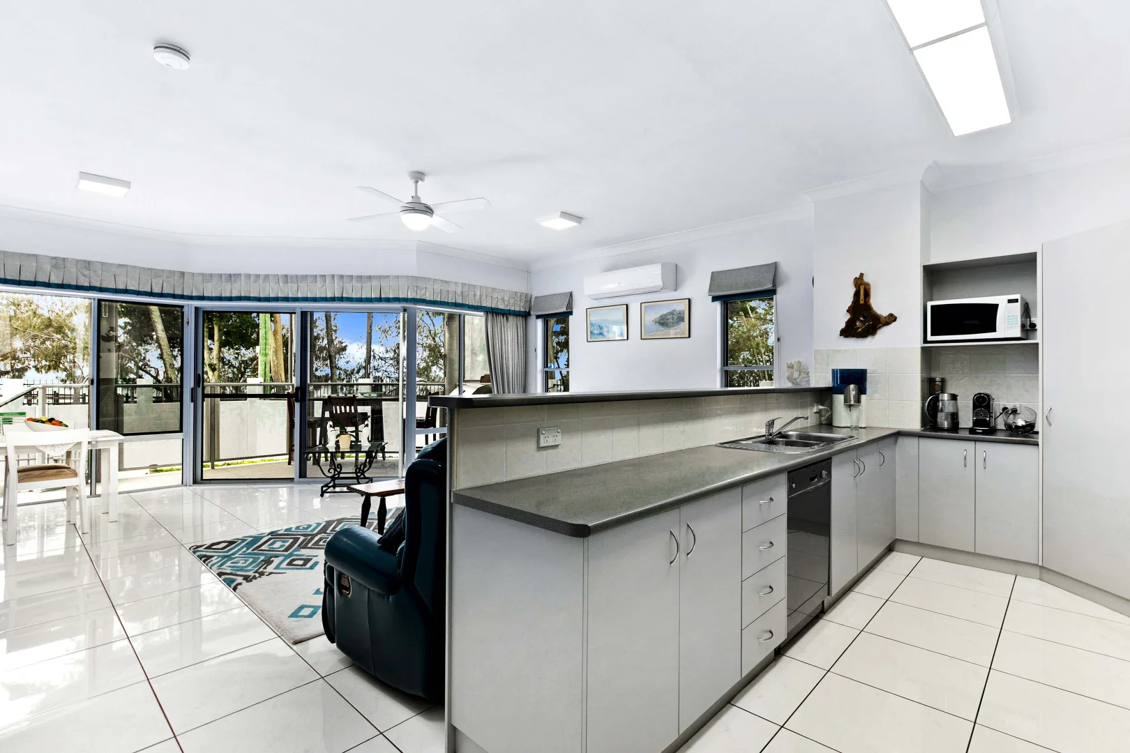 Additional image 5 of 1/320 Esplanade, Scarness QLD 4655