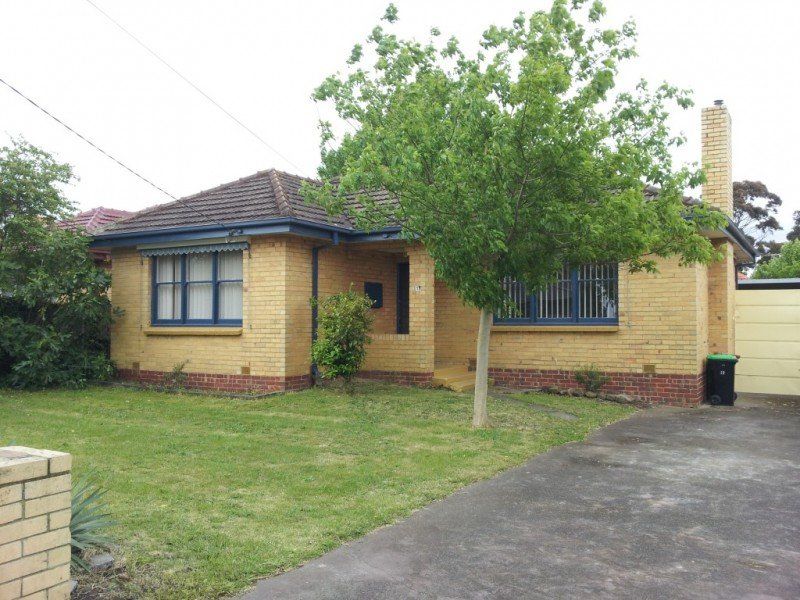 3 bedrooms House in 19 Warren Road CHELTENHAM VIC, 3192