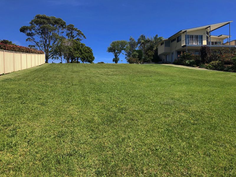 18 Springfield Drive, Mollymook NSW 2539, Image 2