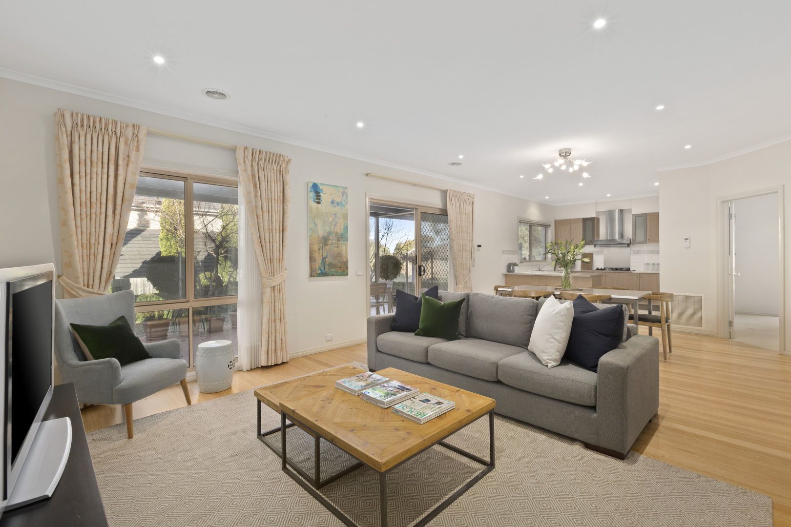 9 Peregrine Court, Viewbank VIC 3084, Image 1