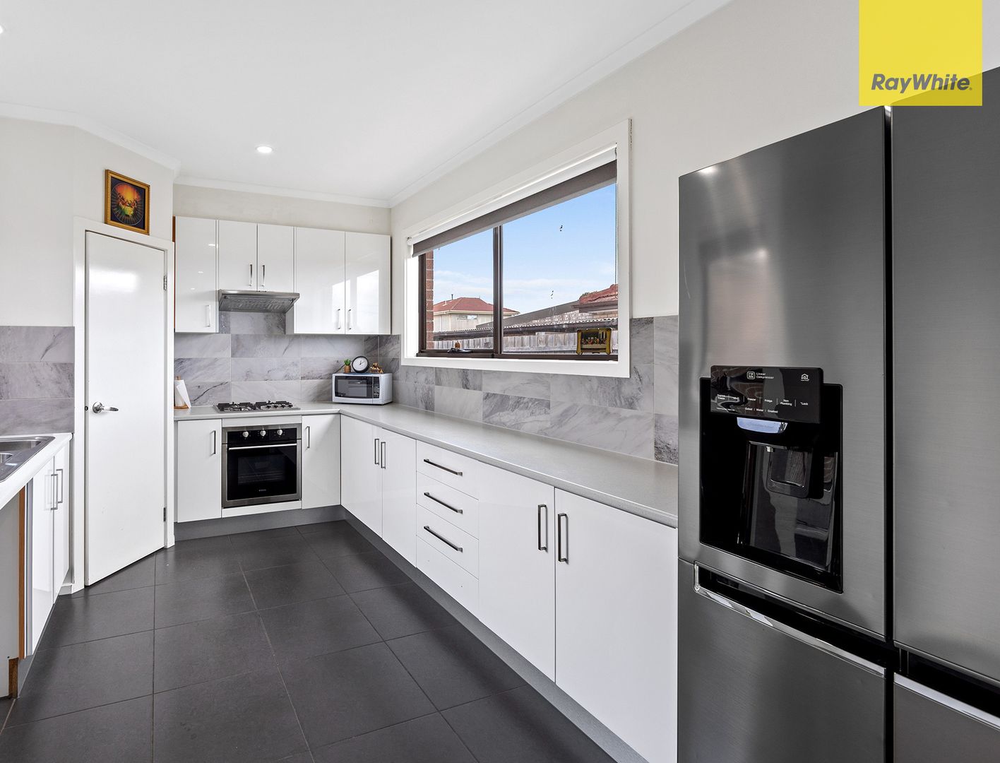 1/94 Biggs Street, St Albans VIC 3021, Image 2