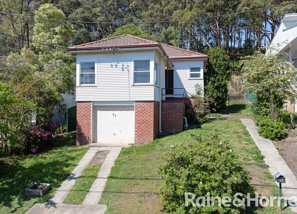 35 Coronation Street, Warners Bay NSW 2282