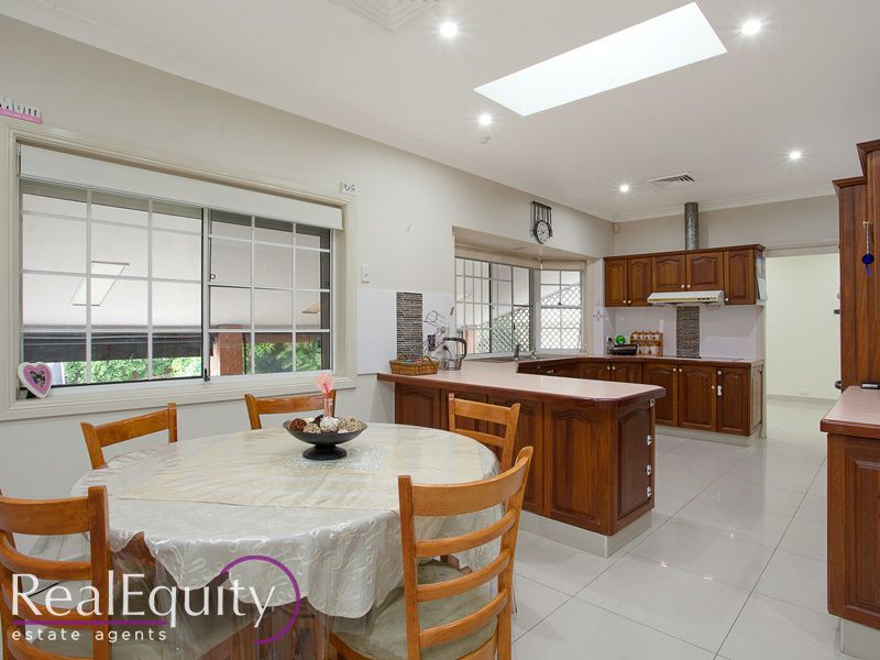 69 Ascot Drive, Chipping Norton NSW 2170, Image 2