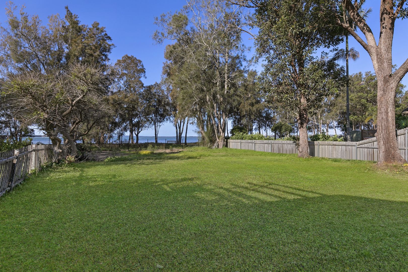 113 Lakedge Avenue, Berkeley Vale NSW 2261, Image 1