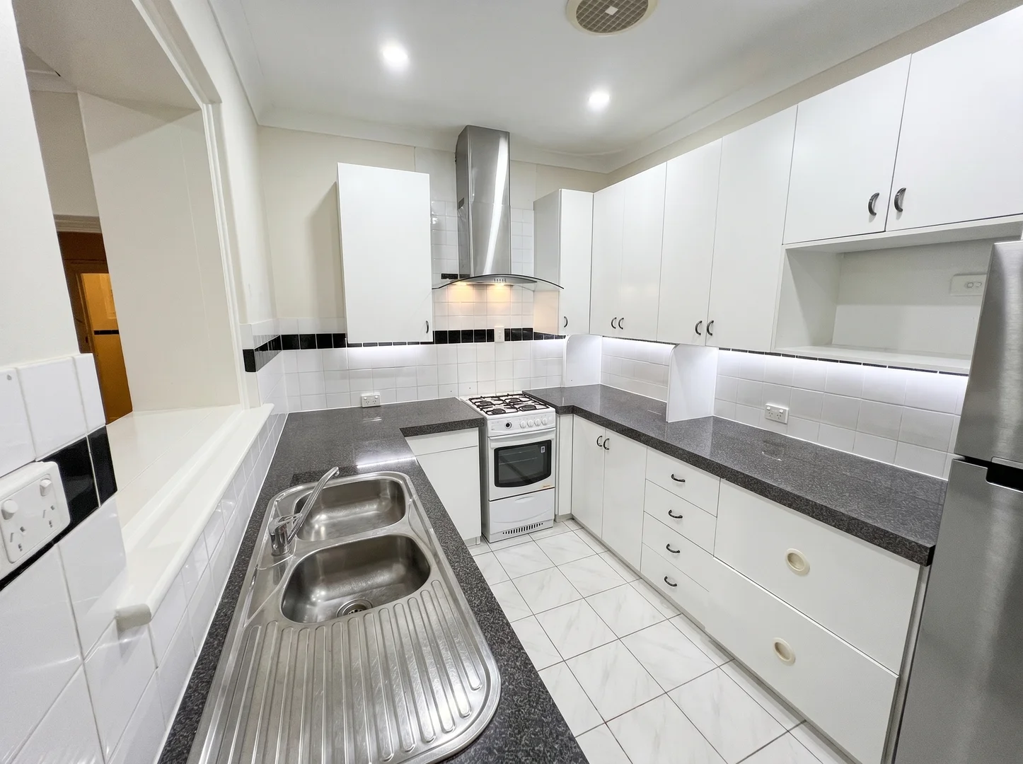Additional image 3 of 7 Eloure Place, Willetton WA 6155