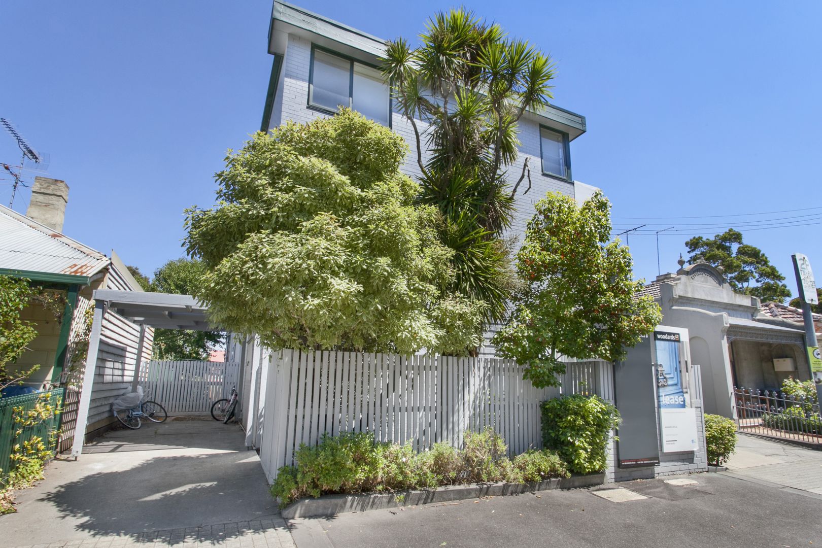 8 469 Dryburgh Street North Melbourne Vic 3051 Apartment For Rent 390 Domain