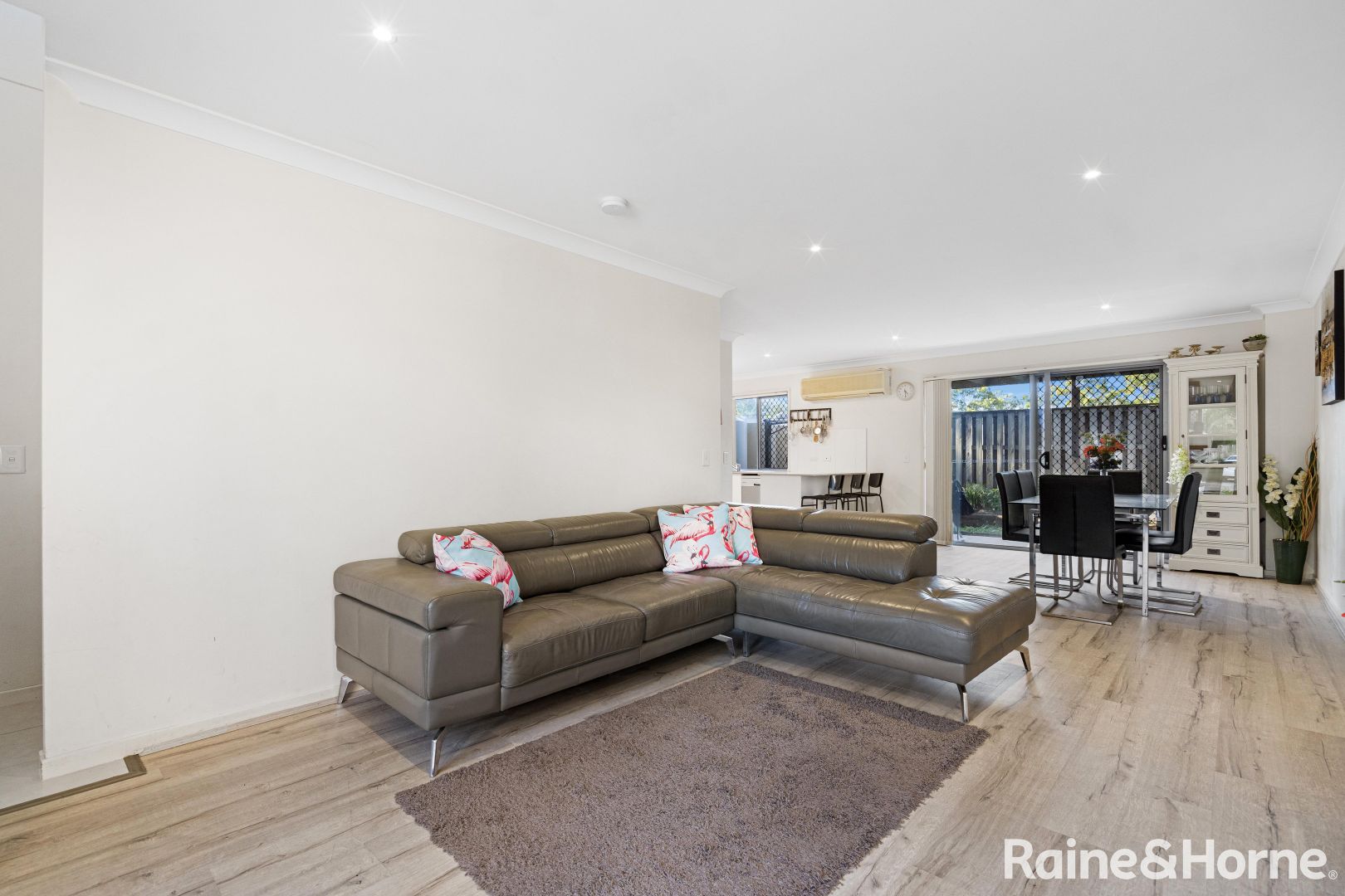 6/38-40 River Hills Road, Eagleby QLD 4207, Image 1