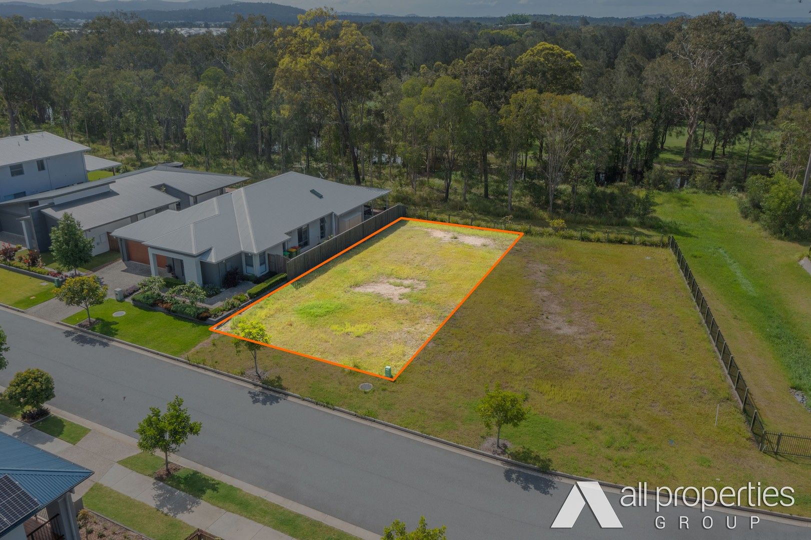 303 Melville Drive, Pimpama QLD 4209, Image 2