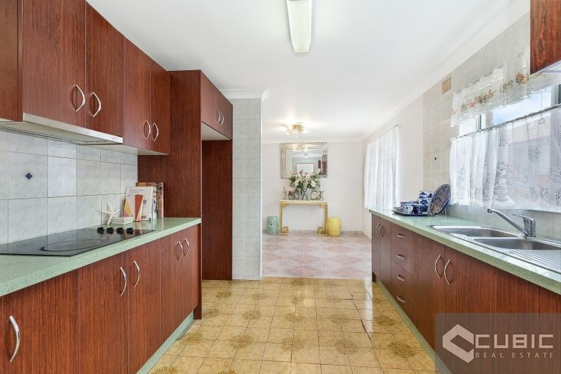 2/11 THE CRESCENT, Berala NSW 2141, Image 2