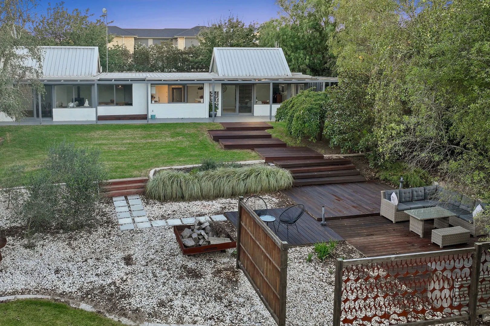 10 Chitalwood Court, Nilma VIC 3821