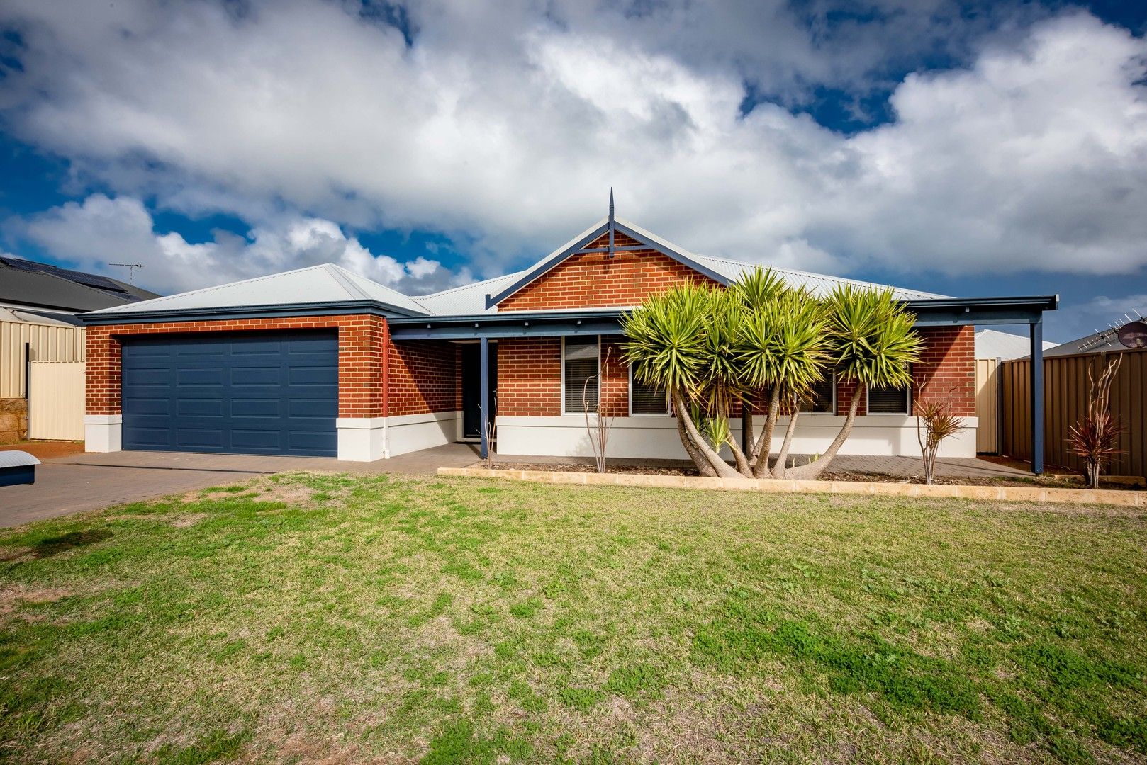 4 bedrooms House in 20 Neptune Corner GLENFIELD WA, 6532