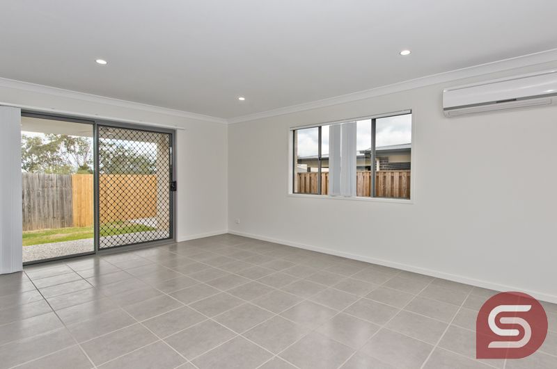 1&2/23 Essington Mews, Leichhardt QLD 4305, Image 2