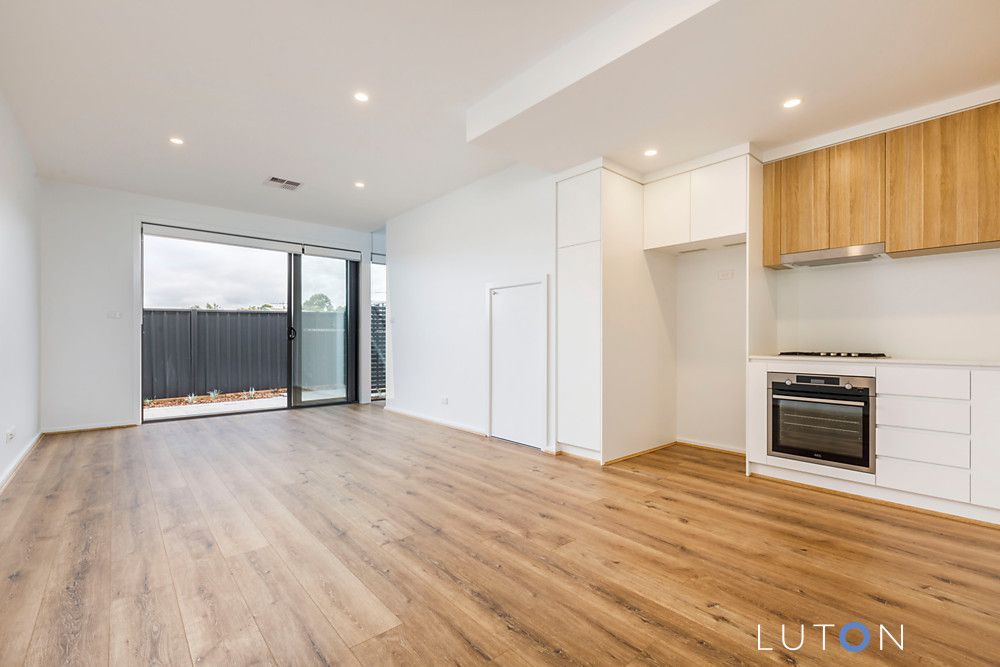 27 Ehrlich Circuit, Watson ACT 2602 Townhouse For Rent Domain