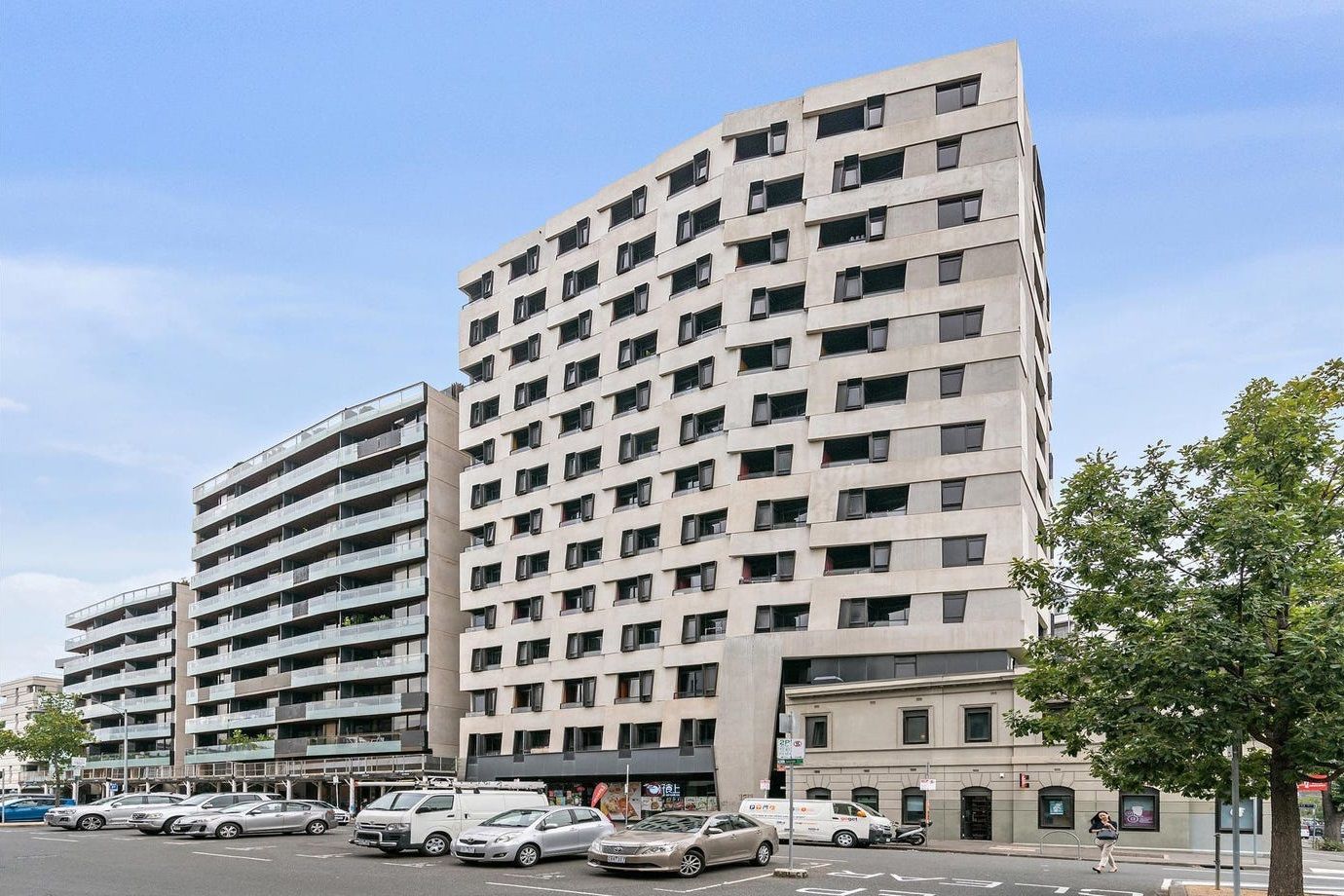 1 bedrooms Apartment / Unit / Flat in 911/131 Pelham Street CARLTON VIC, 3053