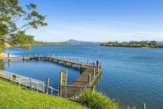 Picture of 8 Grevillia Street, MYLESTOM NSW 2454