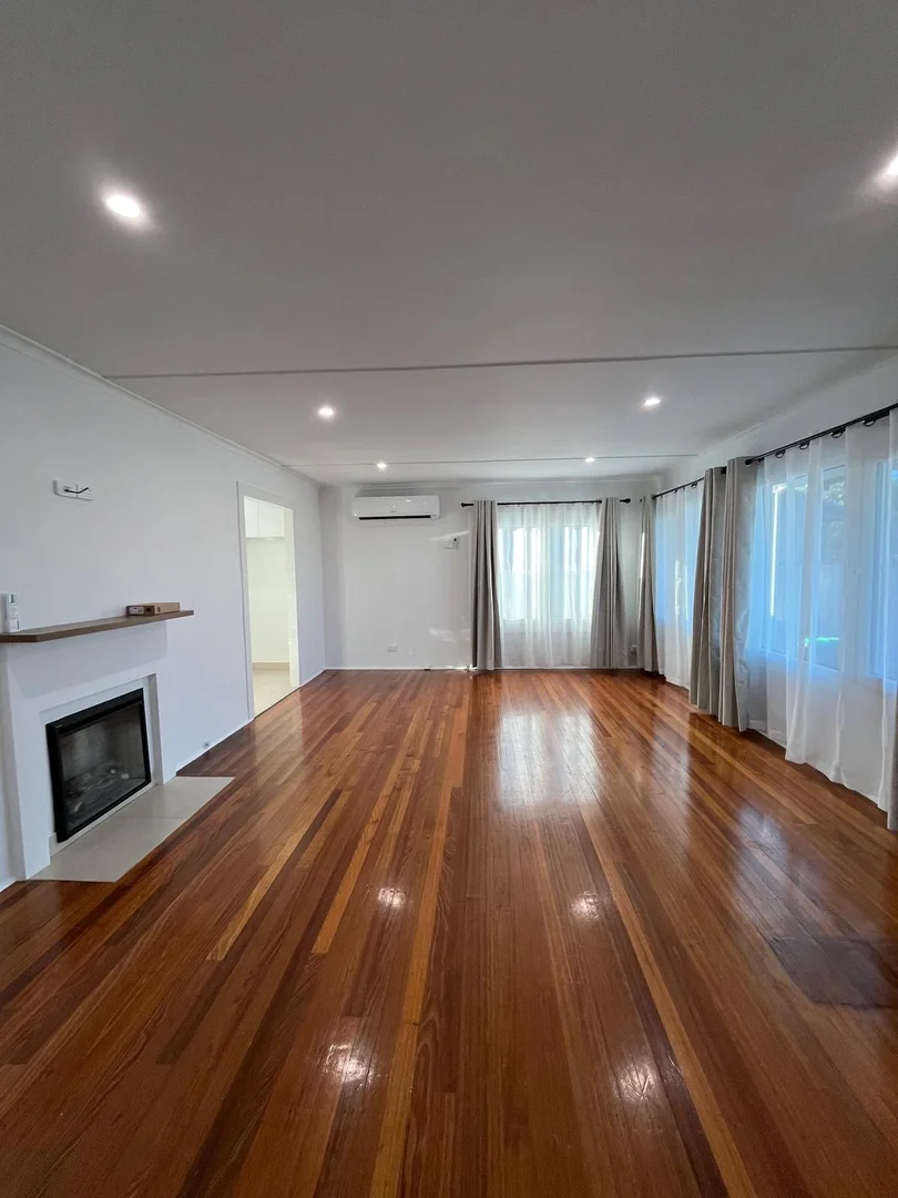 Additional image 2 of 13 Pyalong Crescent, Dallas VIC 3047