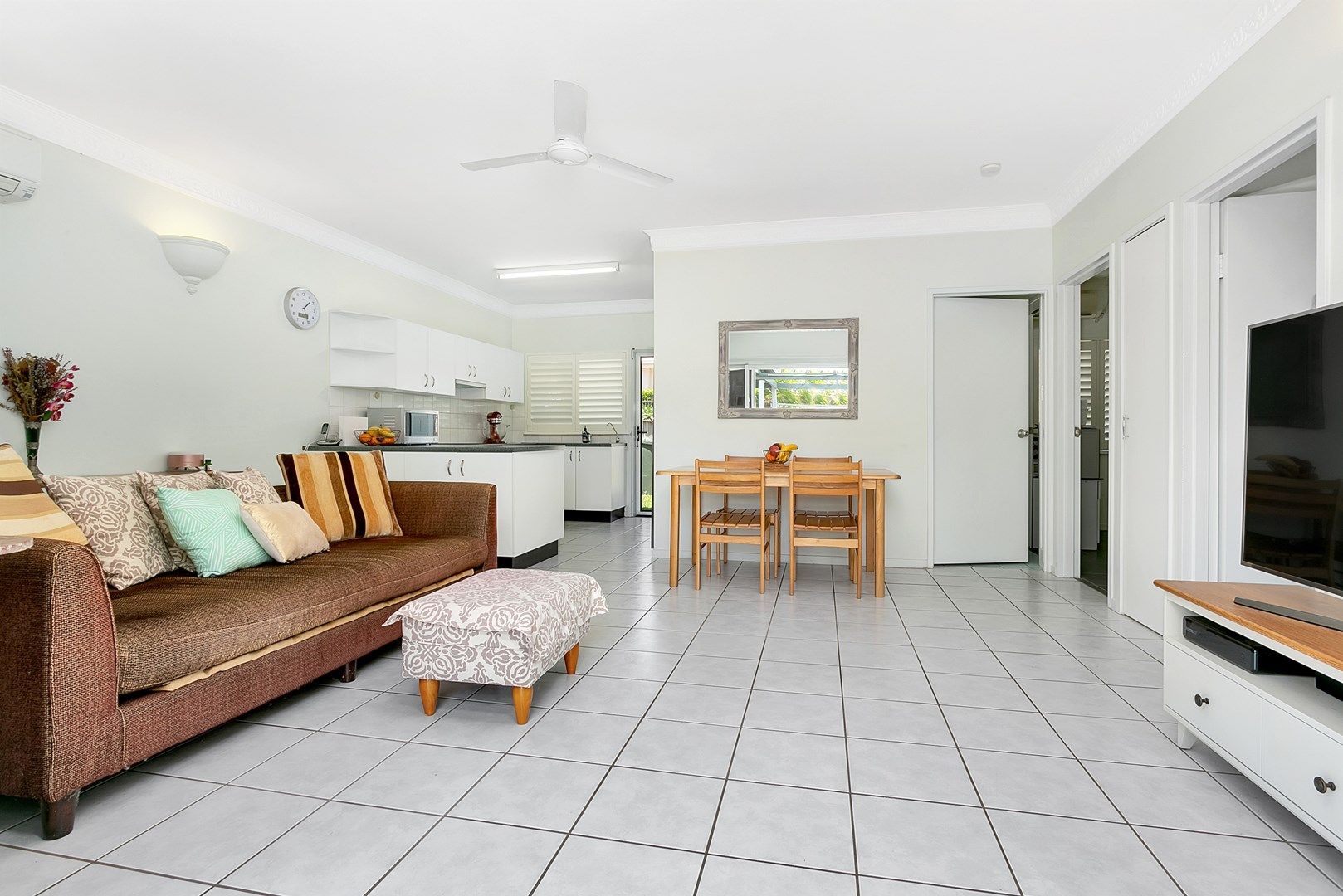 9/60-68 Swallow Street, Mooroobool QLD 4870, Image 1