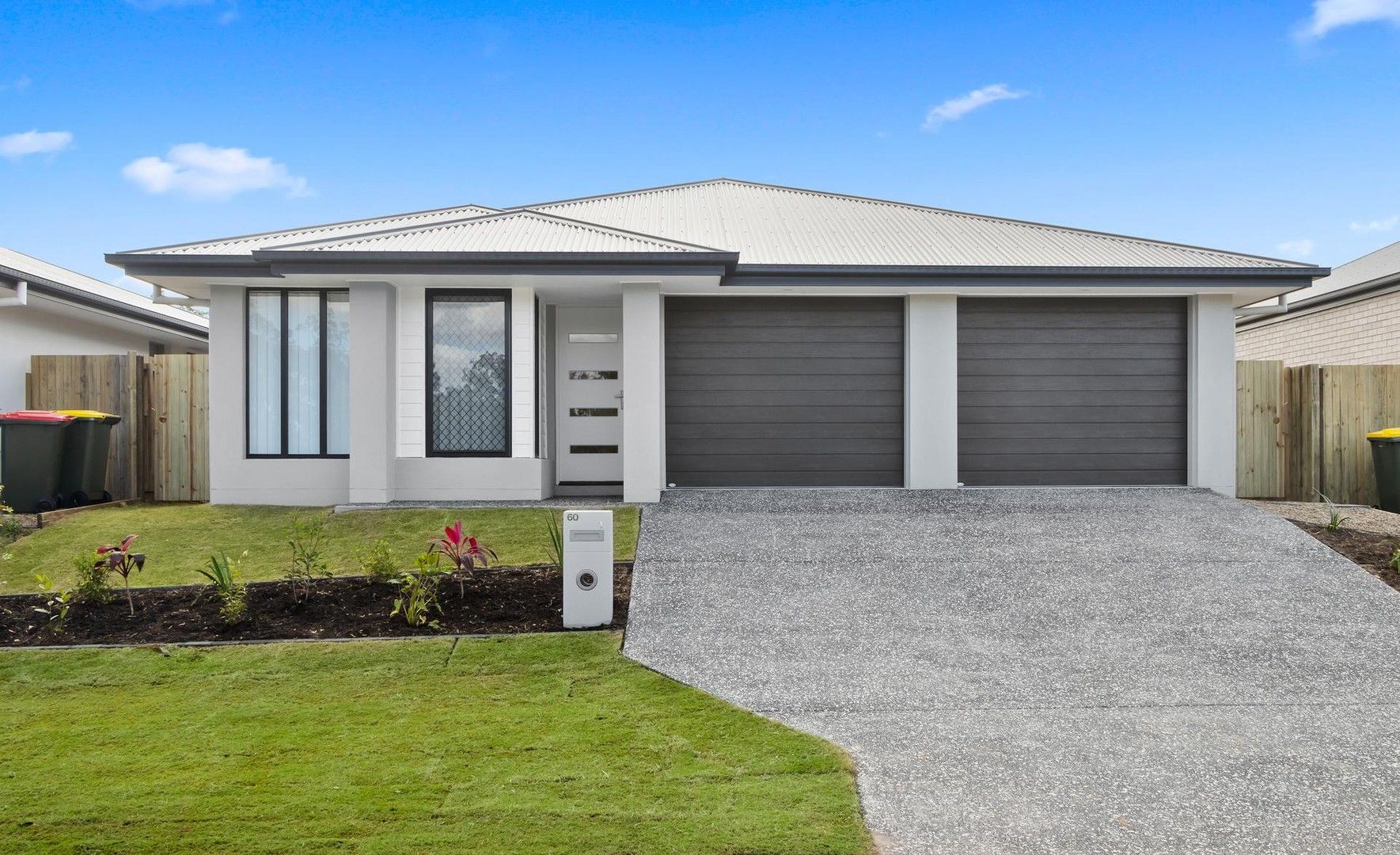 2 bedrooms House in 2/60 Dunaden Street LOGAN RESERVE QLD, 4133