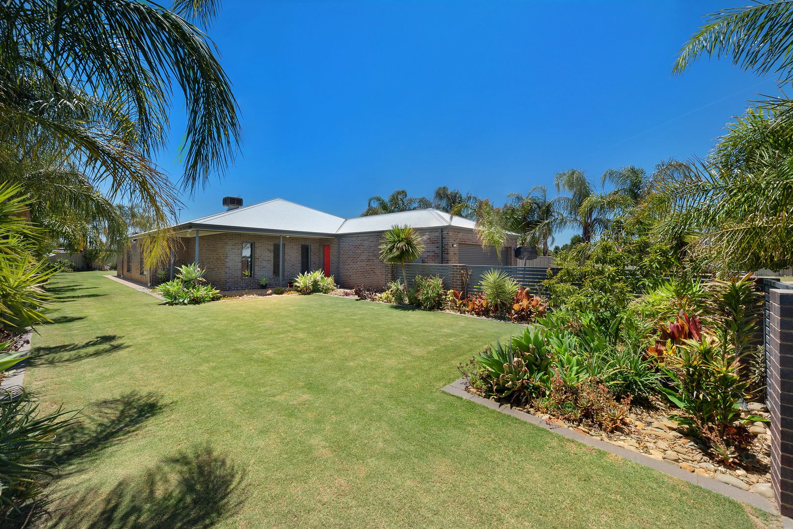 6 Zorro Drive, Yarrawonga Property History & Address Research Domain