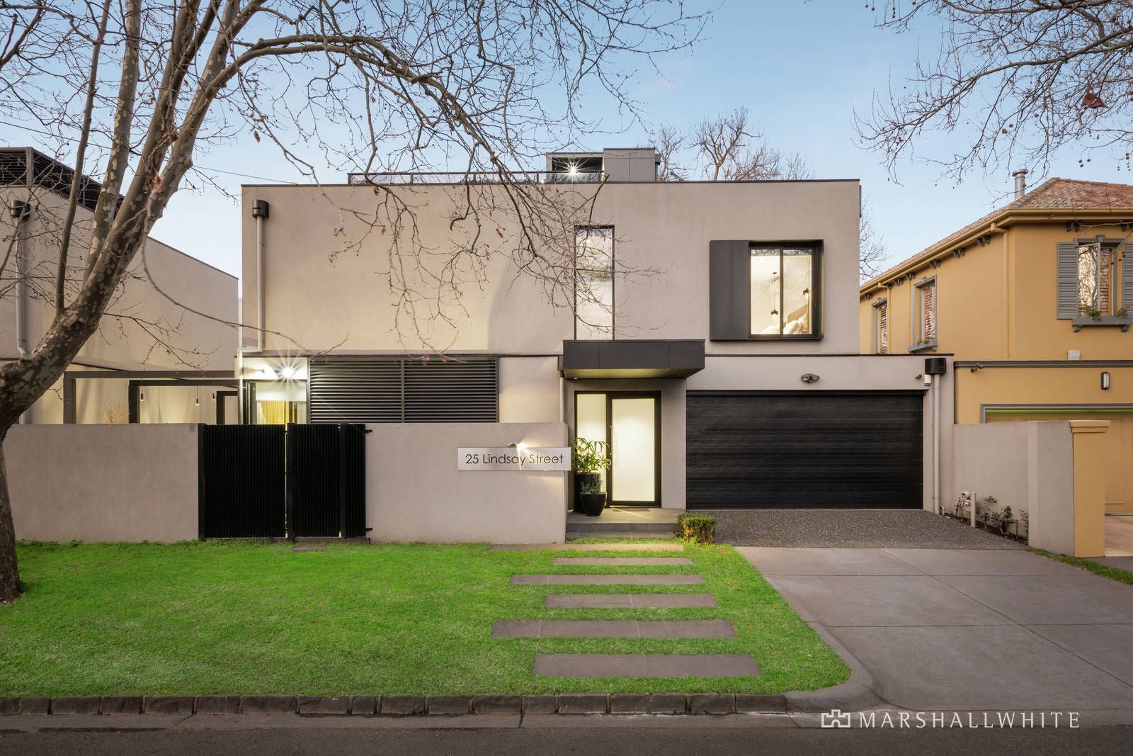 4 bedrooms House in 25 Lindsay Street BRIGHTON VIC, 3186