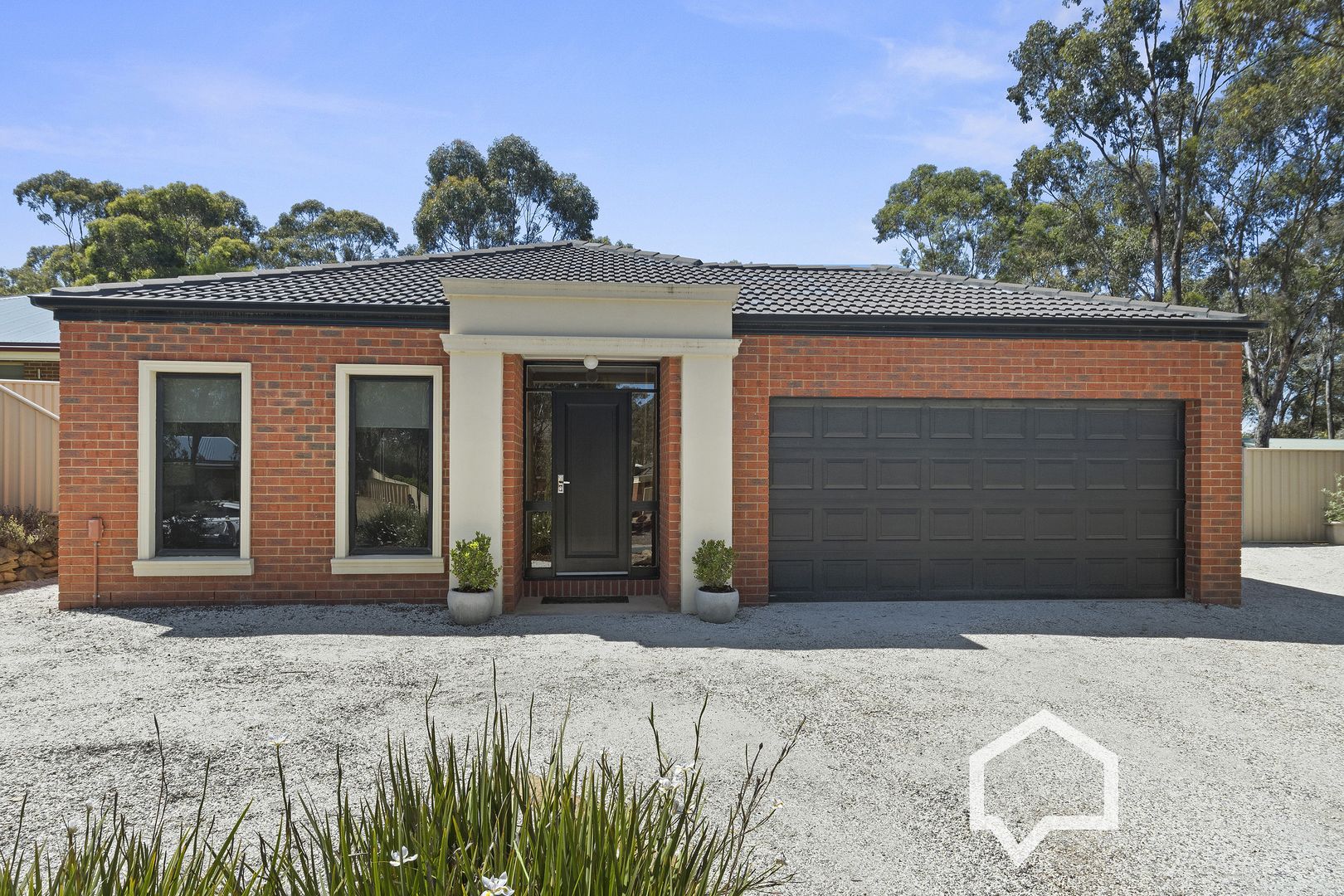 16 Bedarra Court, Maiden Gully VIC 3551, Image 1