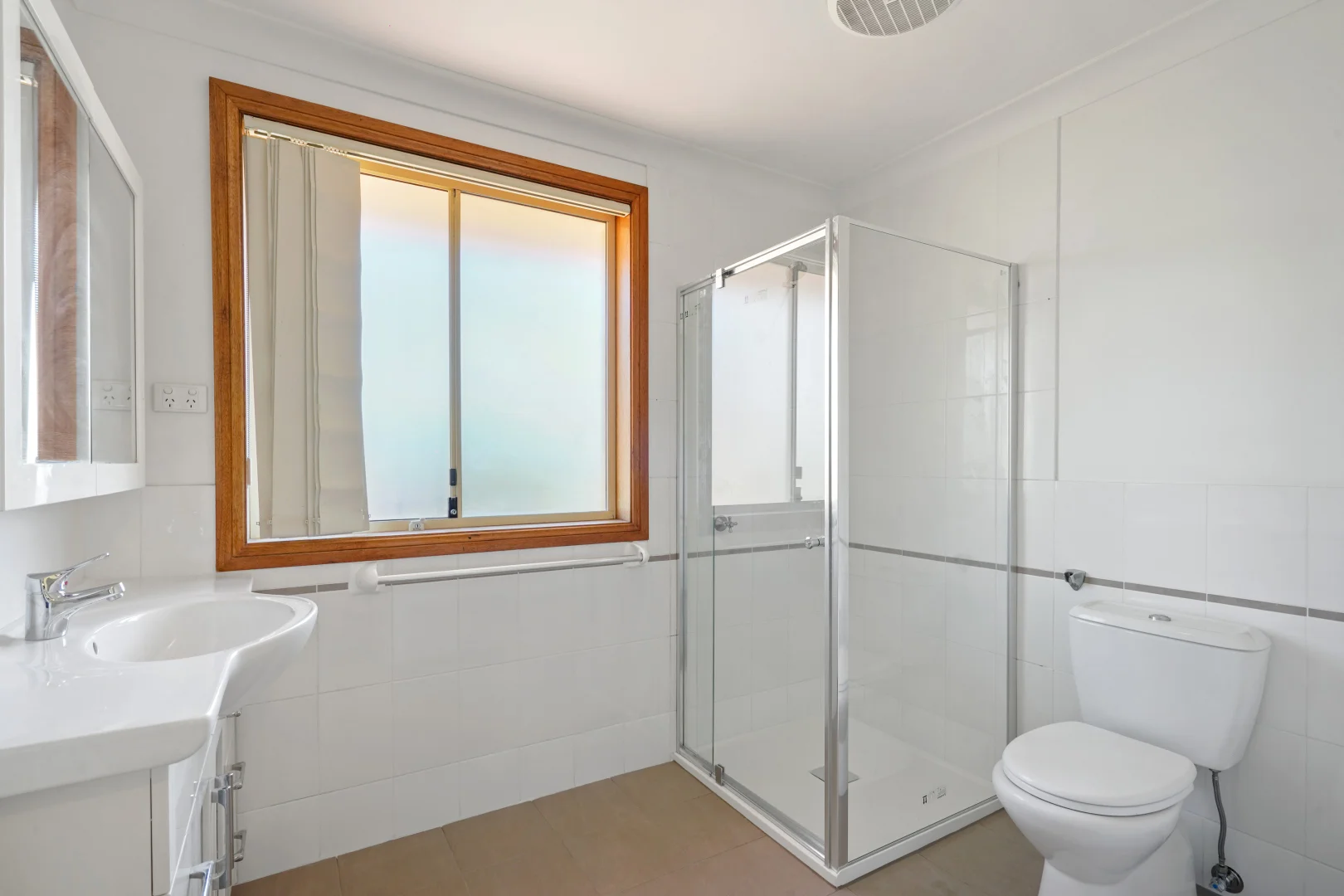 Additional image 4 of 10c Alexander Cres, Macquarie Fields NSW 2564