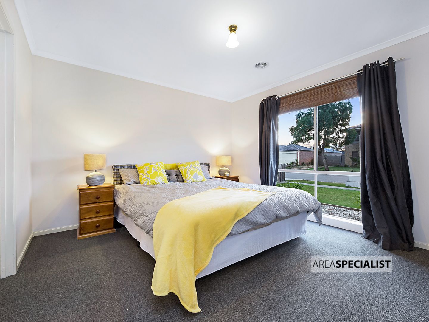 8 Nile Cresent, Cranbourne VIC 3977, Image 1