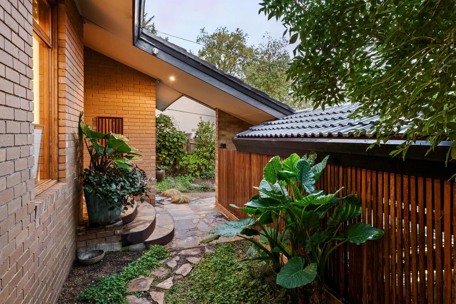 Additional image 15 of 60 Devereaux Street, Oak Park VIC 3046