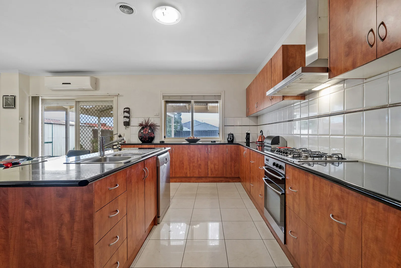 Additional image 7 of 48 Jamieson Terrace, Taylors Hill VIC 3037