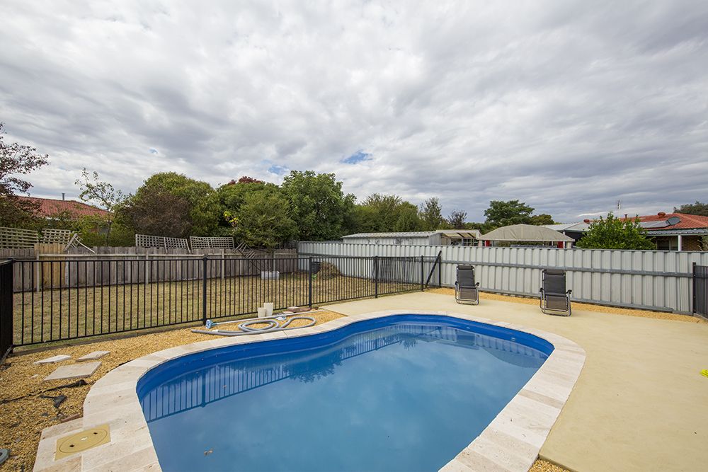 9 Heddon Place, Isabella Plains ACT 2905, Image 0