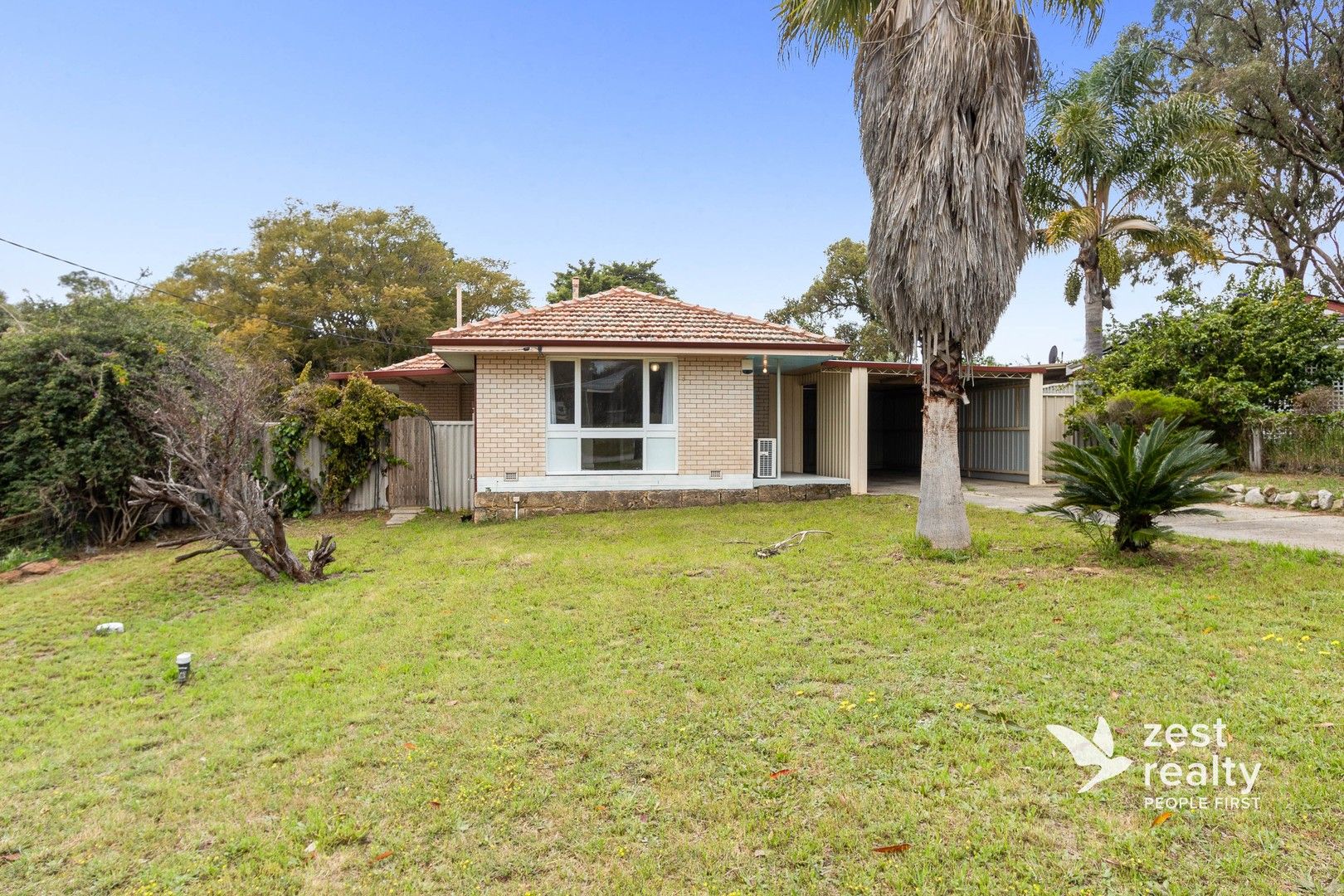 3 bedrooms House in 6 Kirkland Way PARMELIA WA, 6167