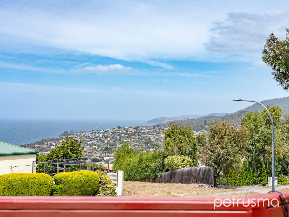 72 Diamond Drive, Blackmans Bay TAS 7052, Image 1