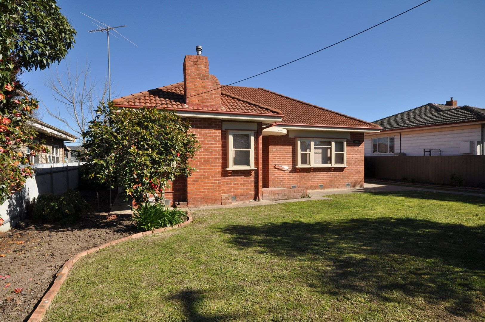 1037 Mate Street, North Albury NSW 2640, Image 0