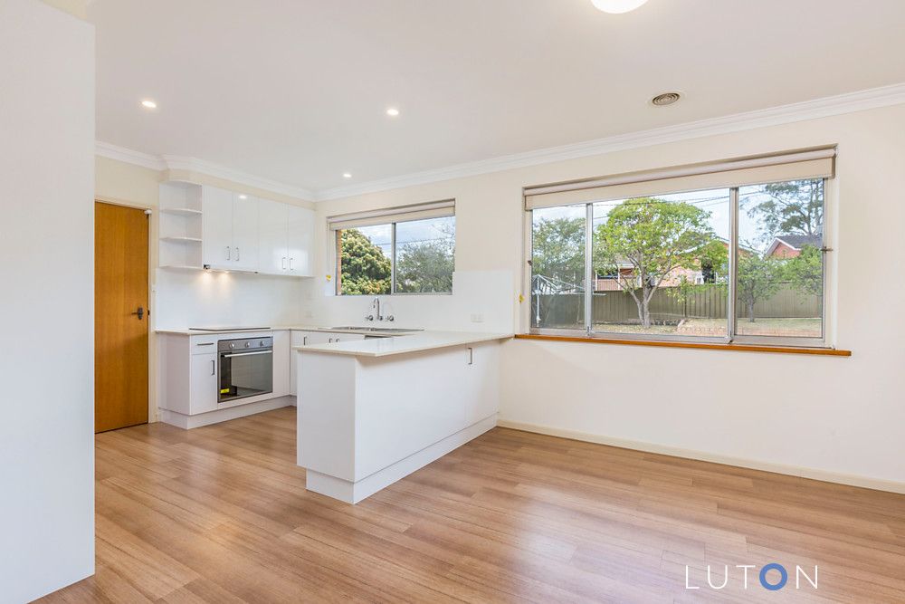 22 Ross Smith Crescent, Scullin ACT 2614, Image 2